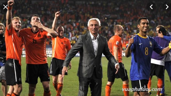 HLV của UAE - Marwijk từng đạt giải á quân World Cup cùng với Hà Lan