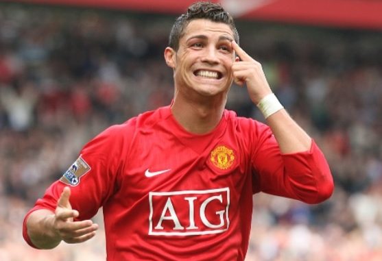 Ronaldo từng bị bắt nạt khi mới đến Manchester United
