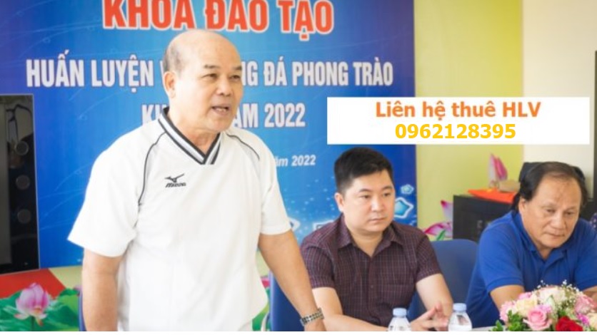 Thuê HLV bóng đá phong trào tại Hà Nội
