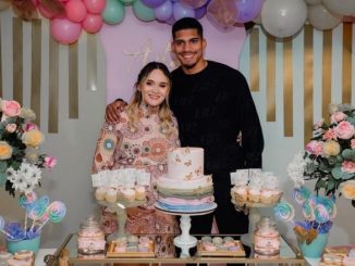 Vợ bạn gái của Ronald Araujo - Abigail Olivera