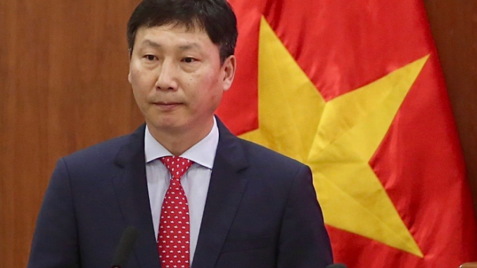 Thu nhập của HLV Kim Sang-Sik