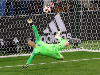 Cách bay người của thủ môn