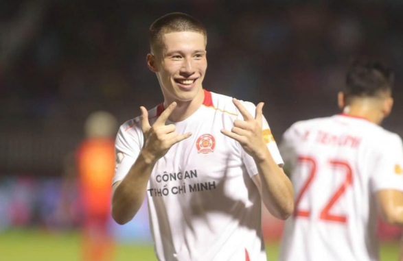 Thu nhập của cầu thủ Việt kiều Lee Williams