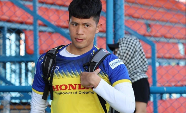 Thu nhập của trung vệ Đình Trọng năm 2025