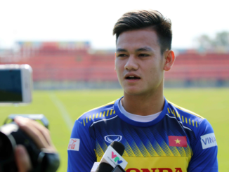 Thu nhập của cầu thủ Hồ Tấn Tài